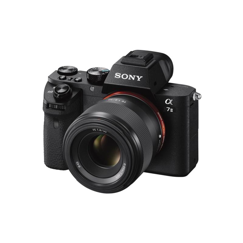 Lente Sony FE 50mm F1.8 Standard (SEL50F18F) para montagem E